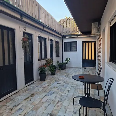 Ground Level House With Patio *