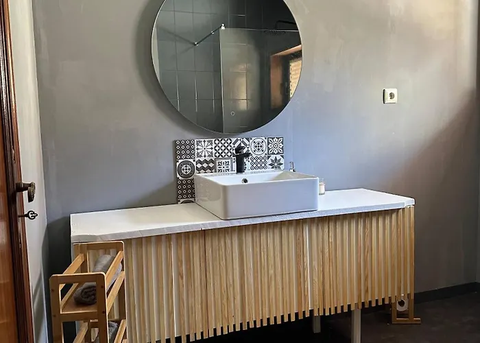 Ground Level House With Patio *