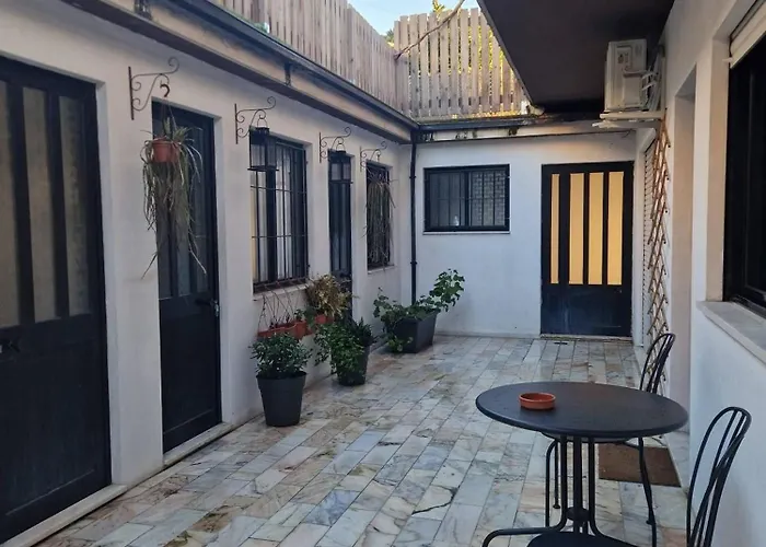 Ground Level House With Patio *